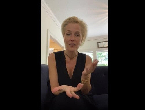 질리언 앤더슨. 인스타그램 캡처